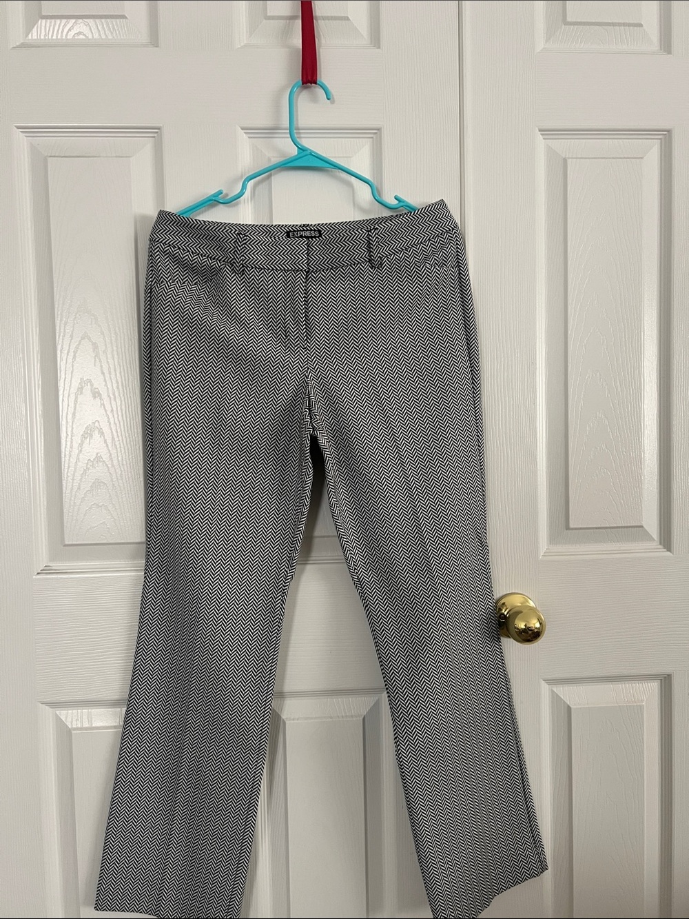 Express Black and White Chevron Editor Pants